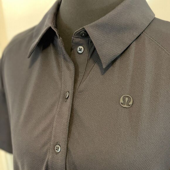 Lululemon Ladies Polo / Golf Shirt - Quick Dry - Size 6 - Picture 1 of 6